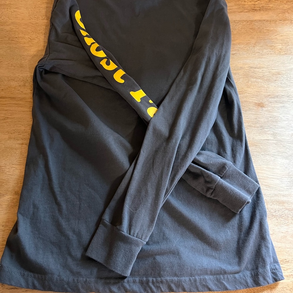 Mens Ghost Face Shirt Scream Let’s Watch Scary Movies Black size small PRE-OWNED - Picture 4 of 4